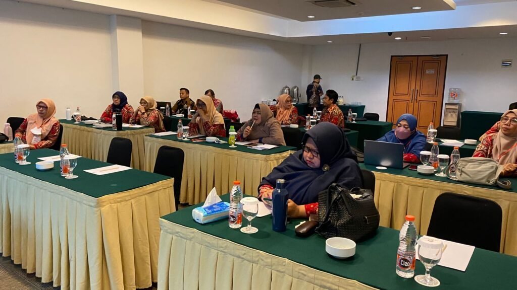 Dokumentasi kegiatan Bimtek Pusat Edukasi Indonesia 3