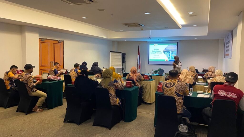Dokumentasi kegiatan Bimtek Pusat Edukasi Indonesia 4
