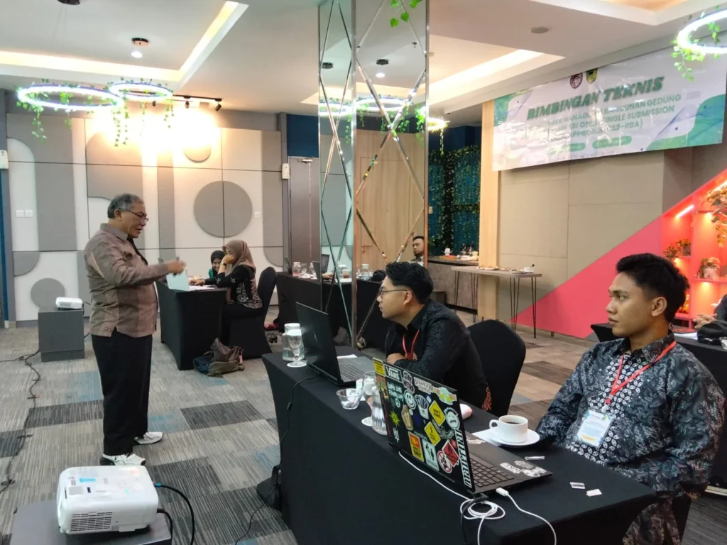 Pelatihan Bimtek Pengelolaan Pengaduan Masyarakat Berbasis SP4N  Panduan Terbaru 2026/2027